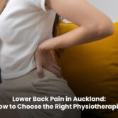 Lower Back Pain Auckland: Choosing the Right Physio Physiotherapist helping a patient with lower back pain in Auckland